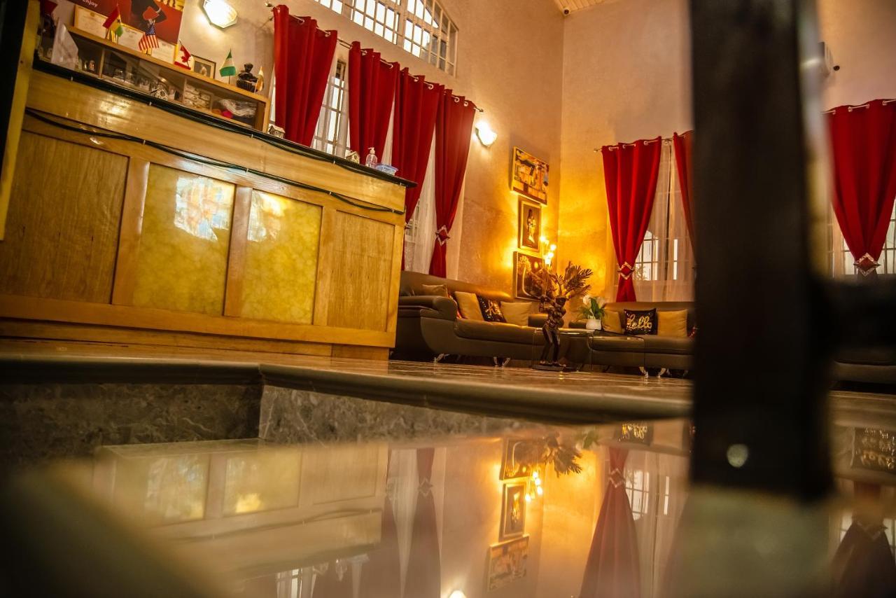 Homey Lodge Kumasi Exterior foto