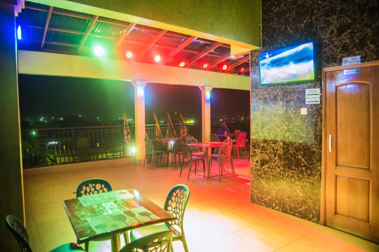 Homey Lodge Kumasi Exterior foto